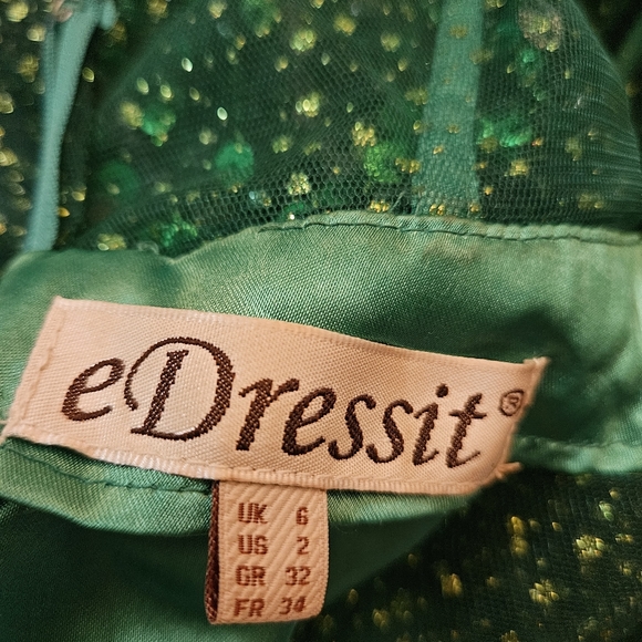 Green V-Cut Beaded Shiny Layers Party Cake Dress - Like New - Picture 11 of 11